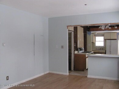 467 Owen St, Kingston, PA 18704 - photo 5