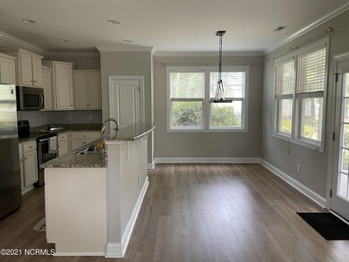 314 E Dolphin View, Sneads Ferry, NC 28460 - photo 2