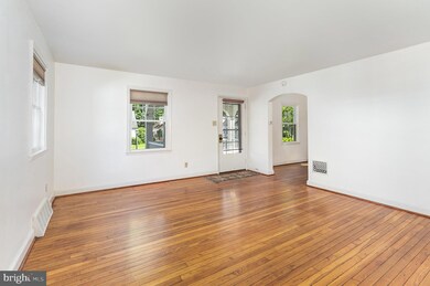 207 Walton St, Lemoyne, PA 17043 - photo 6