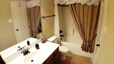 382 Armstrong Ln, Lavon, TX 75166 - photo 4