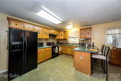 248 Shumaker Dr, Statesville, NC 28625 - photo 4