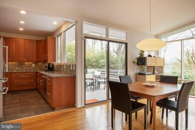 7421 Rebecca Dr, Alexandria, VA 22307 - photo 4