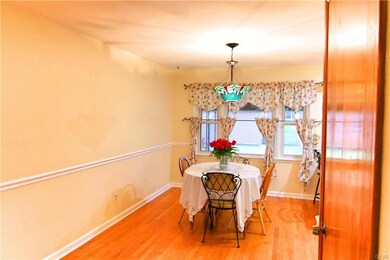 3011 S 5th Ave, Whitehall, PA 18052 - photo 6