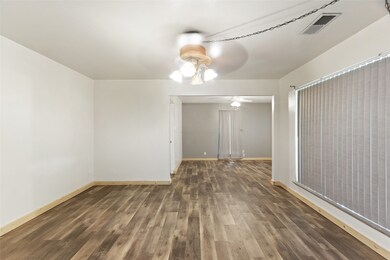 14706 Hermit Thrush Dr, Tomball, TX 77377 - photo 5