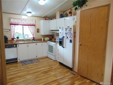 3501 Rock Island Rd, East Wenatchee, WA 98802 - photo 4