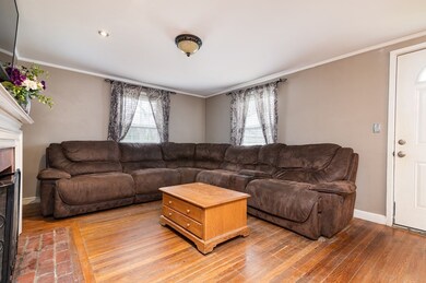 40 Rucille Ave, Weymouth, MA 02188 - photo 2