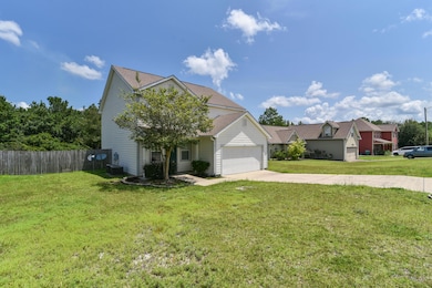 124 Peoria Blvd Crestview-LoRes-3