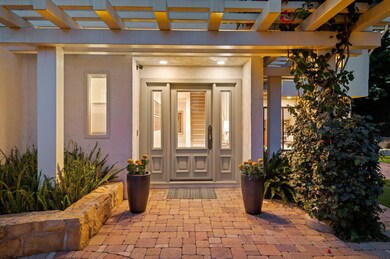 The Entry 10 Rincon Vista