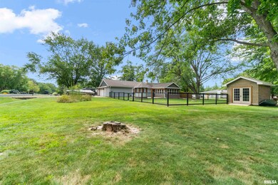 8409 N Blackbridge Rd, Edwards, IL 61528 - photo 5