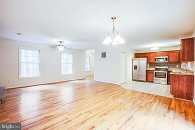 12627 Belleflower Ln, Fredericksburg, VA 22407 - photo 7