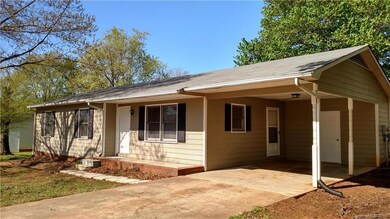 109 Brookhollow Dr, Statesville, NC 28625 - photo 2