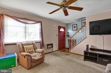 626 Lincoln St, Shoemakersville, PA 19555 - photo 5