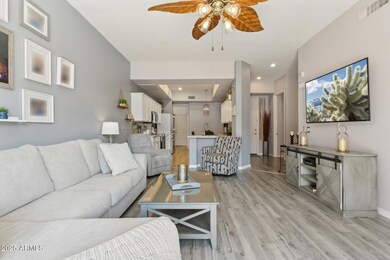 3800 S Cantabria Cir unit 1106, Chandler, AZ 85248 - photo 3