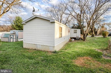 21 Walnut Ln, Carlisle, PA 17015 - photo 6