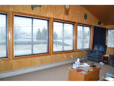Den/Family/Great Room. 12x28 Family...