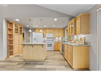 8280 SW Connemara Terrace, Beaverton, OR 97008 - photo 7