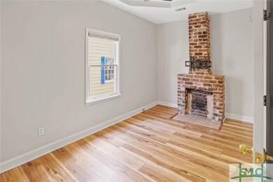 612 E Duffy St, Savannah, GA 31401 - photo 5