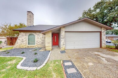 2141 Loma Verde Dr, Bedford, TX 76021 - photo 2
