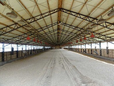 10614 N Whitehouse Rd, Fayetteville, AR 72701 - photo 3