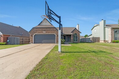 19605 E 39th Place S, Broken Arrow, OK 74014 - photo 2