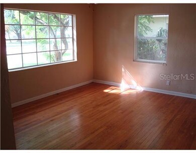 Living Room - Original oak floors look great with any furniture combination!
