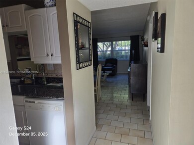 5181 W Oakland Park Blvd unit 102, Lauderdale Lakes, FL 33313 - photo 4