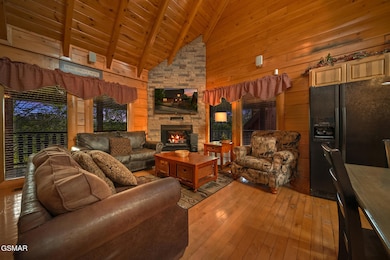 2006 Cougar Crossing Way, Sevierville, TN 37876 - photo 6