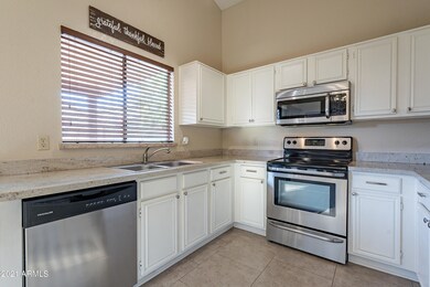5766 W Commonwealth Place, Chandler, AZ 85226 - photo 3