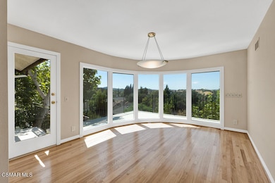 4848 Alatar Dr, Woodland Hills, CA 91364 - photo 7