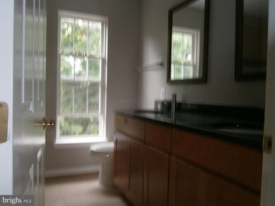 6402 Wood Pointe Dr, Glenn Dale, MD 20769 - photo 3