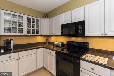 7325 Eden Brook Dr, Columbia, MD 21046 - photo 6