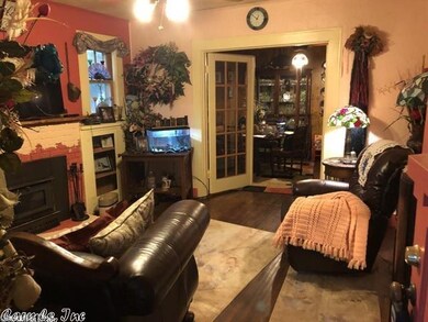 306 W High St, Sheridan, AR 72150 - photo 3