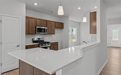 2533 Raspberry Hill Dr, Winston Salem, NC 27106 - photo 5