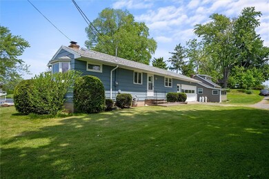 958 Point Ln, Kent, NY 14477 - photo 3