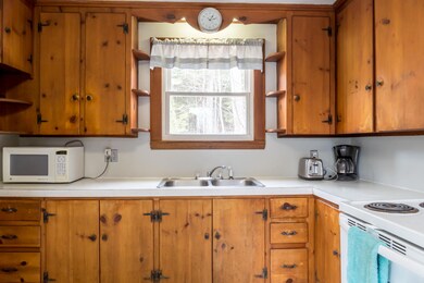 116 Pownal Rd, Freeport, ME 04032 - photo 4