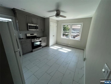 49 7th Ave unit 2, Hawthorne, NJ 07506 - photo 4