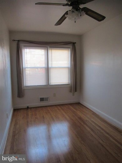 2151 Coralthorn Rd, Middle River, MD 21220 - photo 4