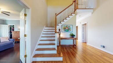 366 Armstrong Ln, Mount Washington, KY 40047 - photo 4