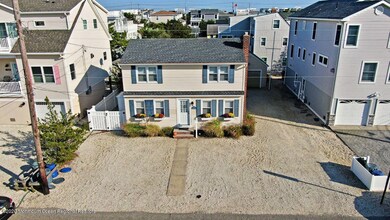 5513 Bayview ave airial