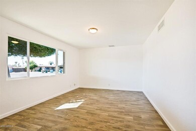 05-3602 West Sahuaro Drive-5