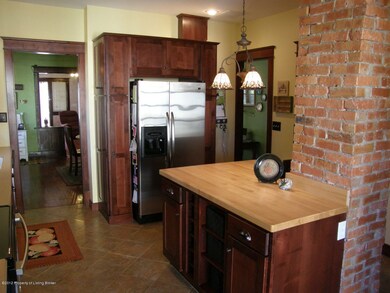 New Kitchen w/ Stainless Appliances