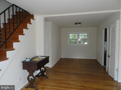 8802 Brierly Rd, Chevy Chase, MD 20815 - photo 6