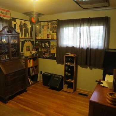 3480 Westway Dr, Columbus, OH 43204 - photo 7