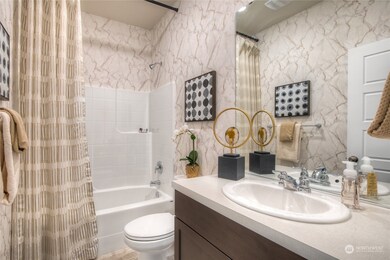 13714 197th St E unit 19, Graham, WA 98338 - photo 5