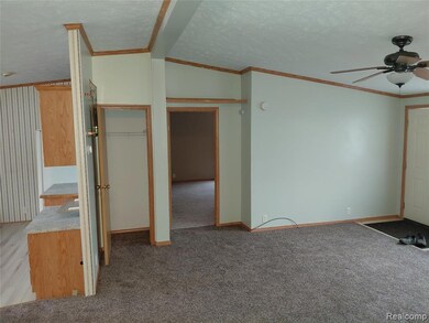 4740 Spring Creek Dr, Howell, MI 48843 - photo 6