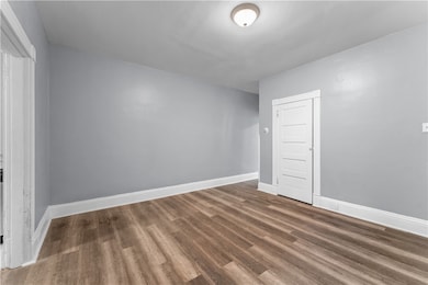 147 Moultrie St, Pittsburgh, PA 15219 - photo 7