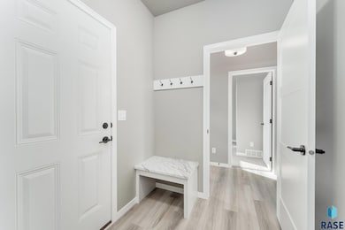 5500 E Brennan Dr, Sioux Falls, SD 57110 - photo 6