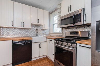 42 Whitney Ave unit 3, Lowell, MA 01850 - photo 4