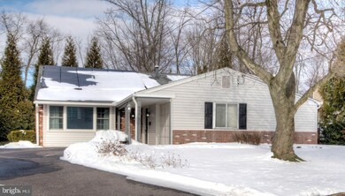 914 Forbes St, Blackwood, NJ 08012 - photo 2