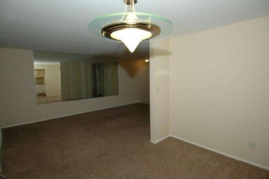 104 Garnet Dr unit IJ, Burlington, NJ 08016 - photo 3